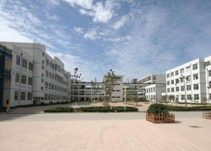 甘南州职业学校